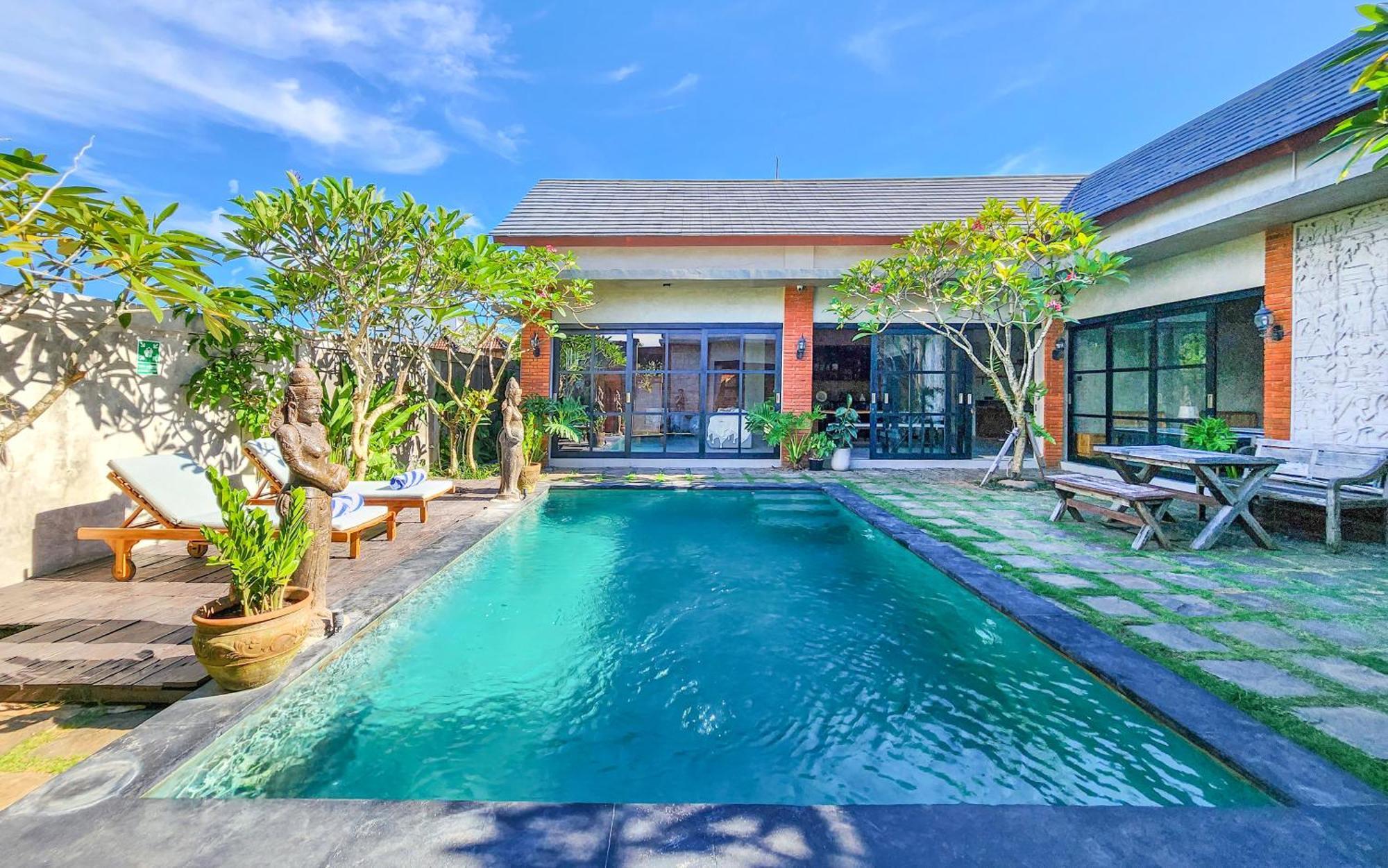 Jonsu By Nagisa Bali Uluwatu (Bali)